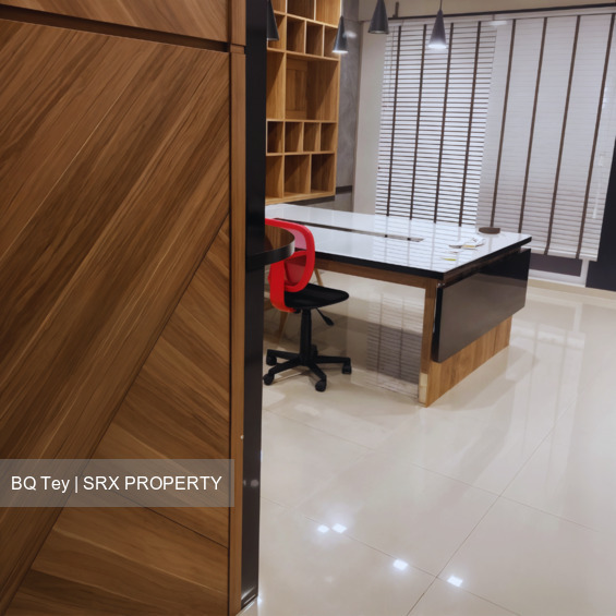 Soho Life (D15), Office #596384801